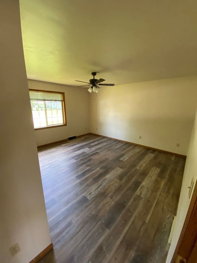 649-401 Pearl-Henry