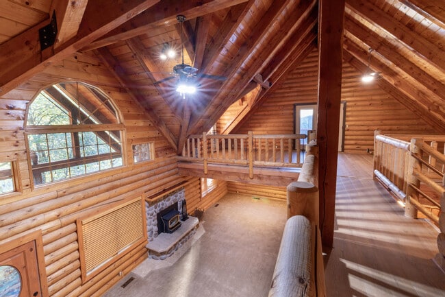 1311 Canyon Creek Dr