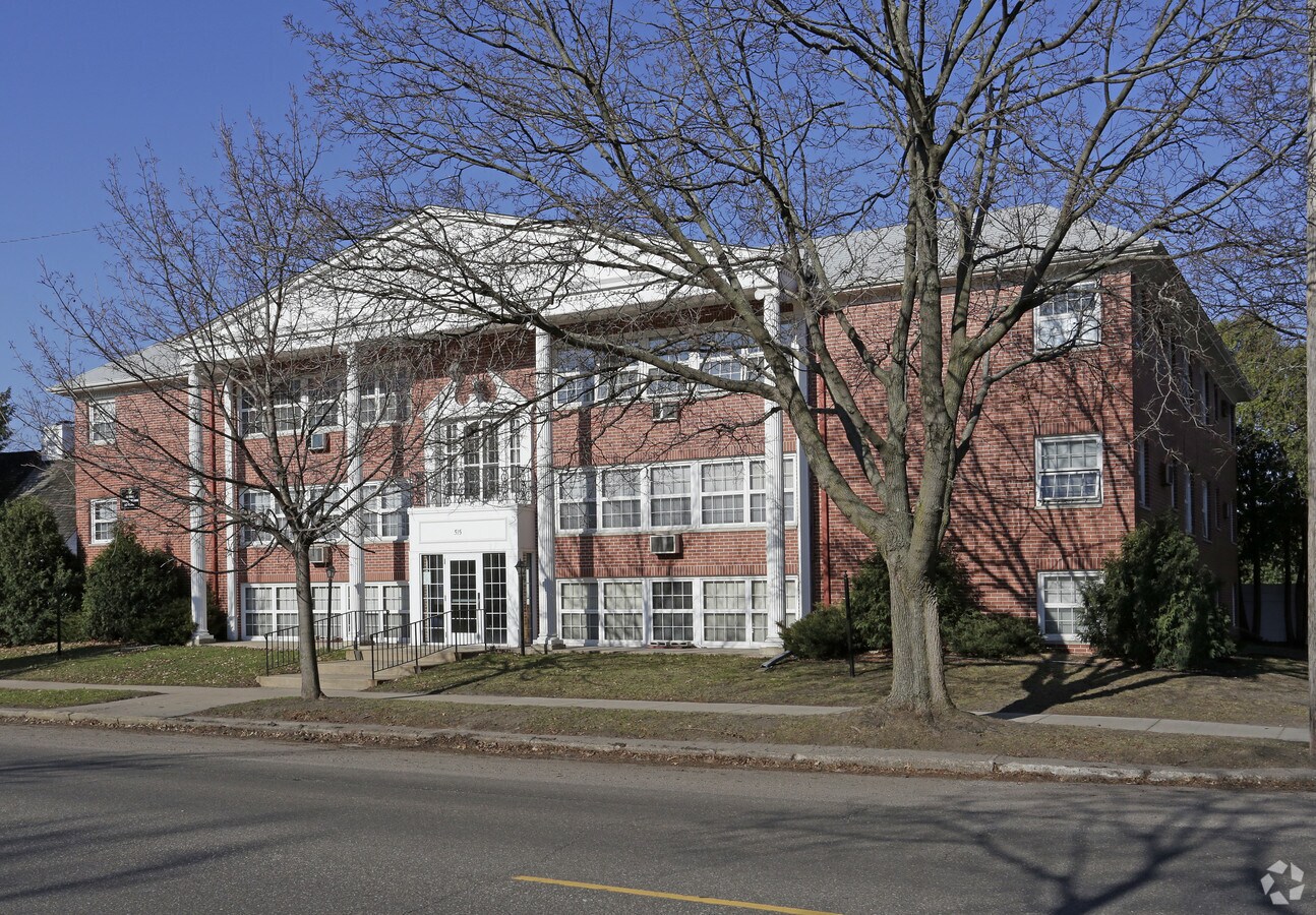 Photo - 515 Cleveland Ave S