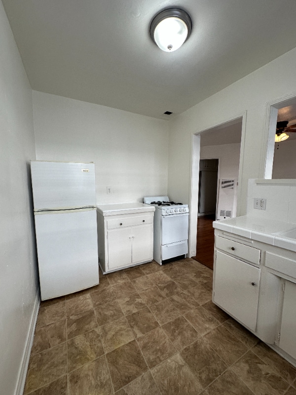 Photo - 1737 N Sycamore Ave Unit 117