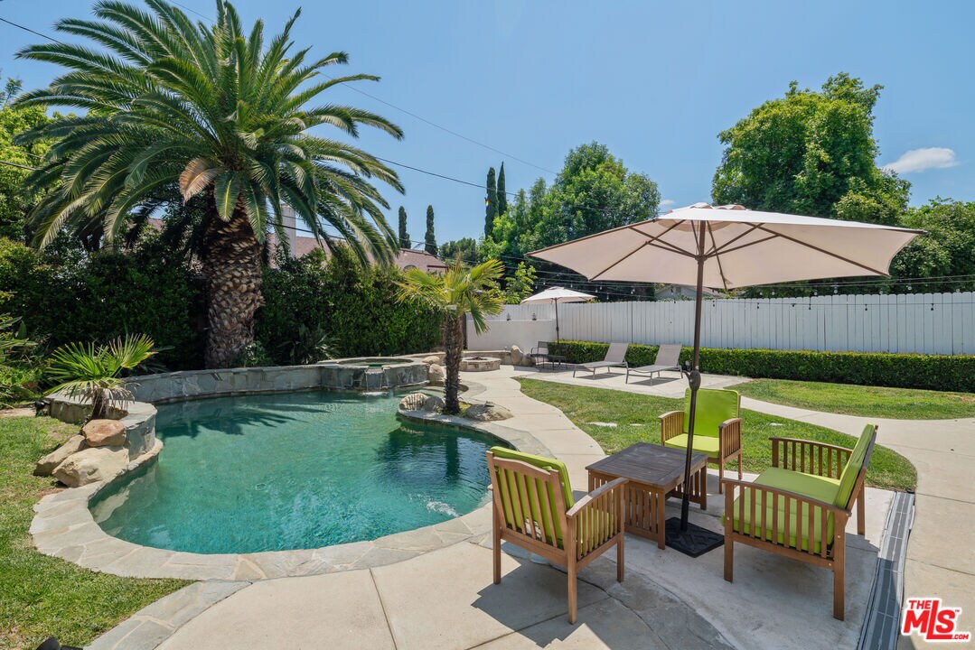 Photo - 5664 Donna Ave