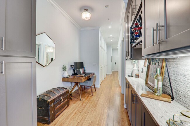 Photo - 33 South Ashland LLC