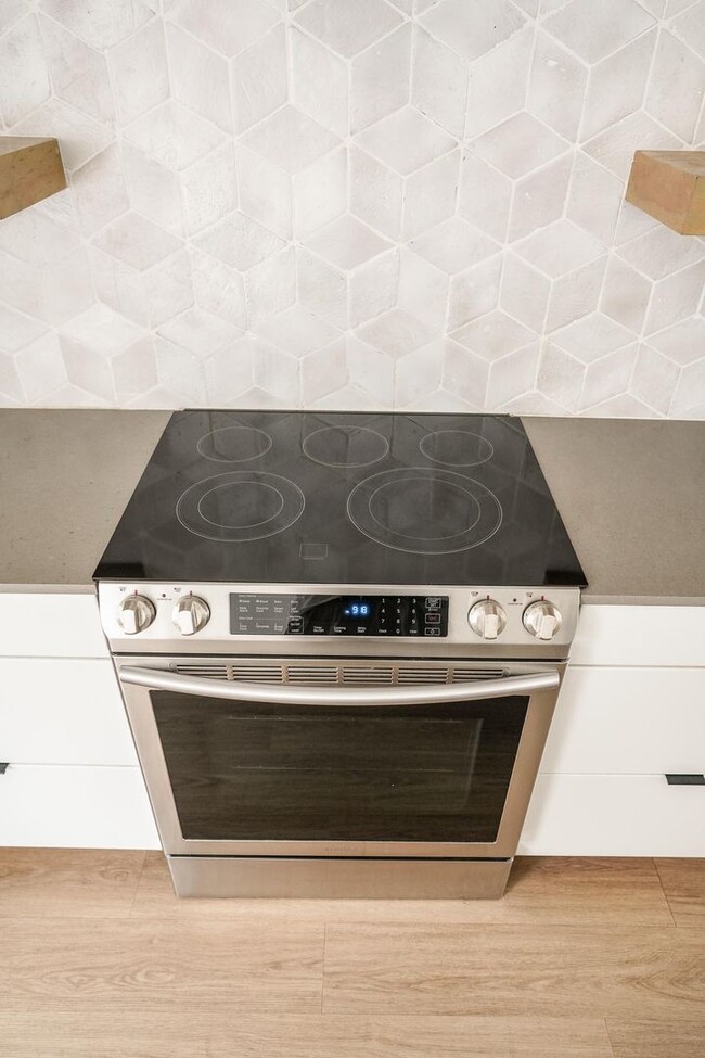 Photo - Modern East Austin 2/2 Condo Available Now!