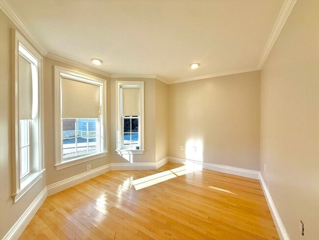 Photo - 284 Montvale Ave Unit 1R