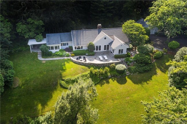 Photo - 117 Tobys Ln