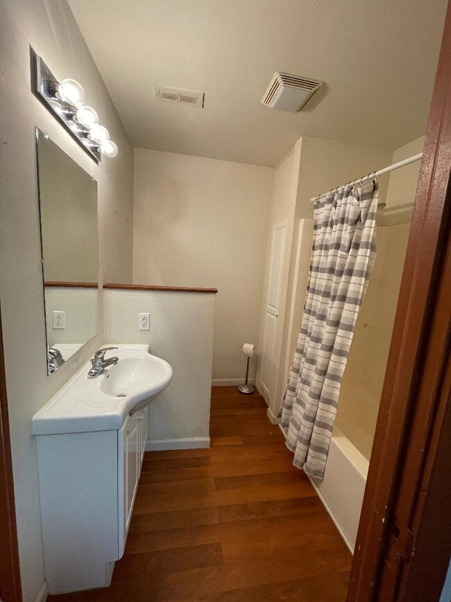 Photo - 119 Milwaukee St Unit Apartment 1