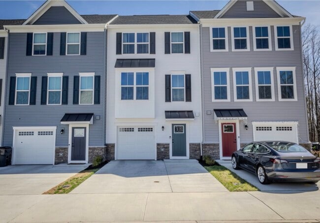 Building Photo - 8679 Stevenson Ln