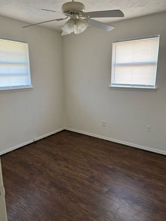 Photo - 333 NW 80th St