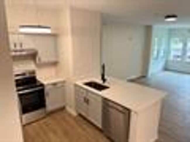 Photo - Resort Style Living @ Barrington Park Condos! Renovated Ground Floor 3/2 l!
