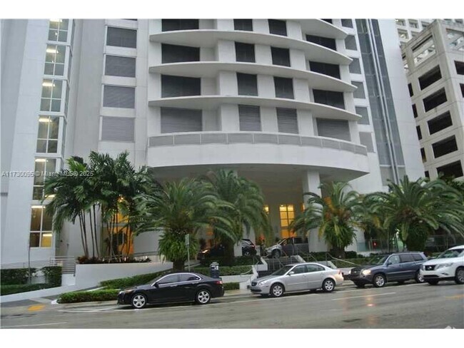 Building Photo - 951 Brickell Ave Unit 3609 Rental