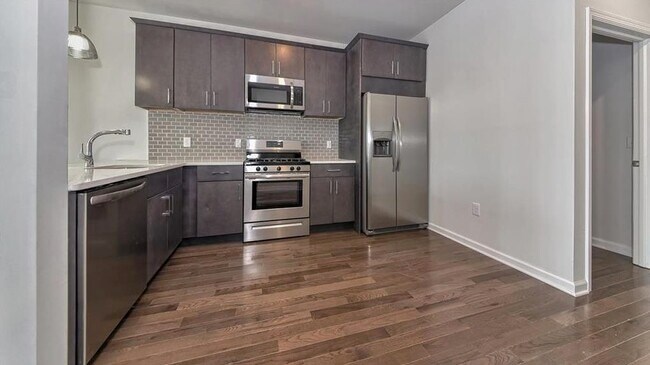 Photo - 536 Broadway Unit 201