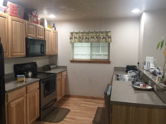 Building Photo - 3080 Catkin Lane Rental
