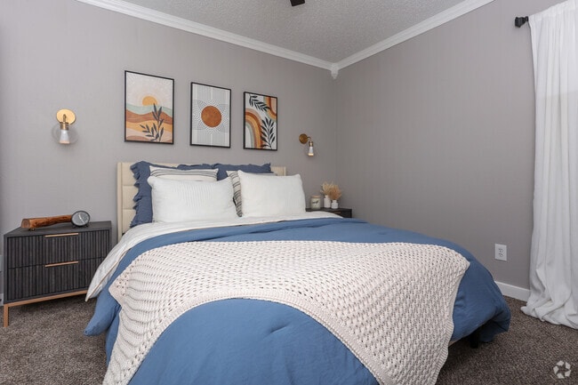 1BR, 1BA - Cypress - Bedroom