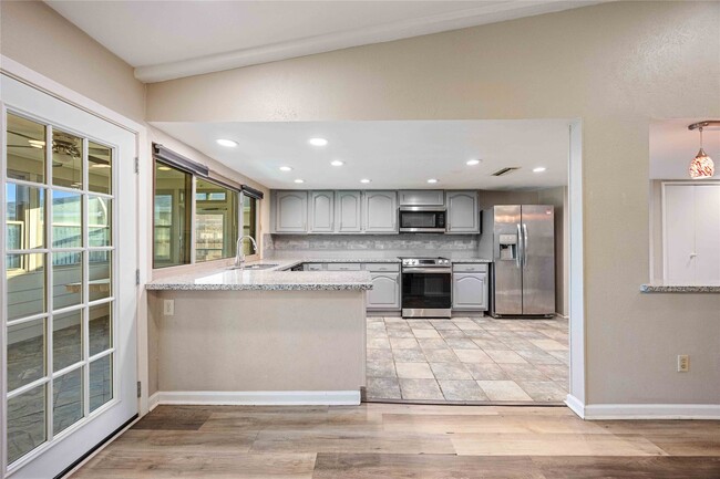 Photo - 14515 Merry Meadow Dr