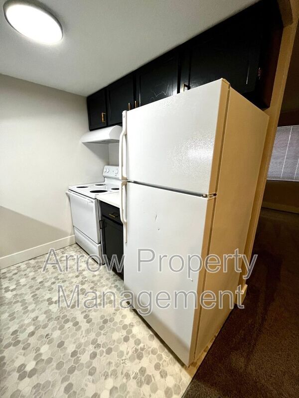 Photo - 3629 N 60th St Unidad 14