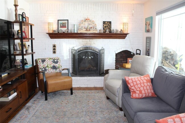 Photo - 32 Bellview Ave