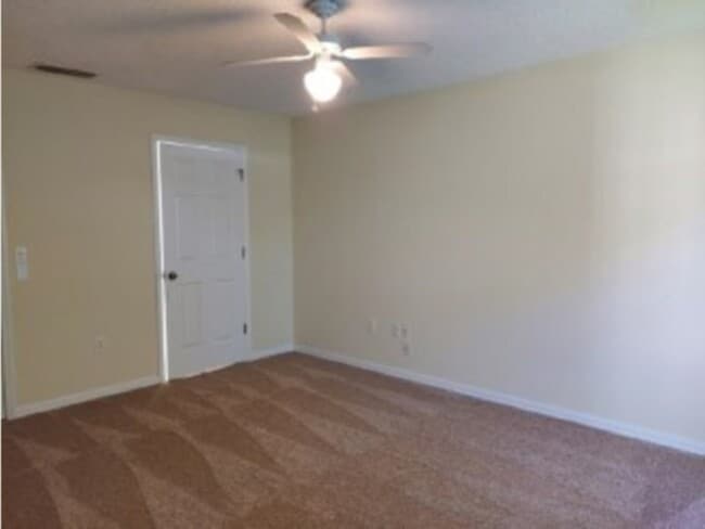 Photo - 3 bedrooms 2 baths in Palm Coast