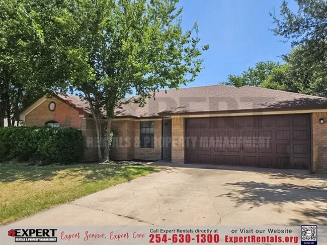 Building Photo - 4-Bedroom Home with Spacious Backyard in S...