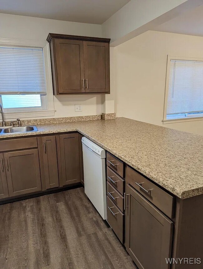 Photo - 77 Laverack Ave