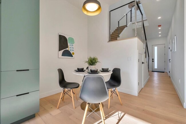 Photo - 103-119 Darlington Unit 119 Darlington Lane