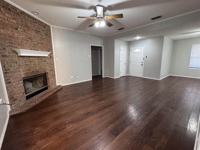 Photo - 5621 126th St