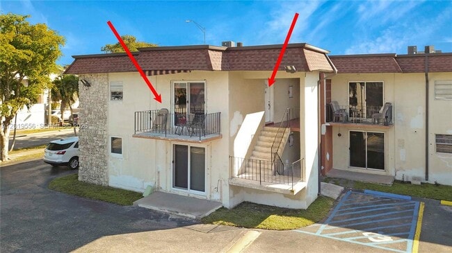 Building Photo - 1275 W 35th St Unit 45B