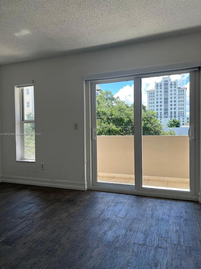 Photo - 50 Antilla Ave Unit 4