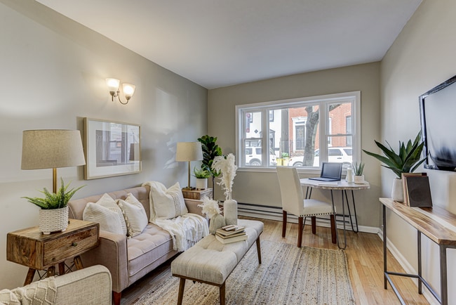 Photo - 1736 Light St Unit B