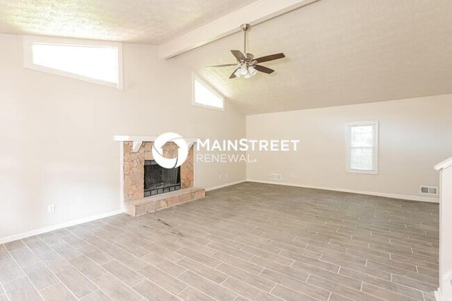 Photo - 3 Bedroom Pet-Friendly Home in Stone Mount...