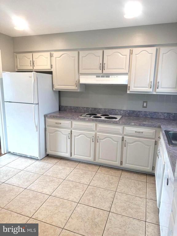 Photo - 6104 Briarview Ct