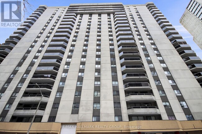 Photo - 470 Laurier Ave W Unit 503