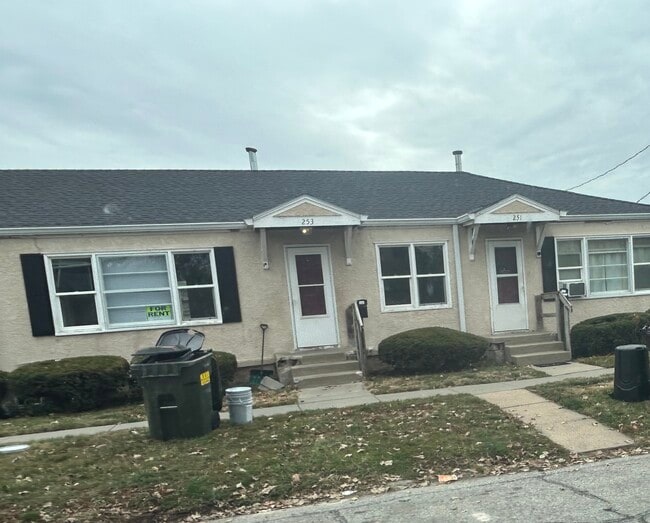 Building Photo - 251 N 29th St