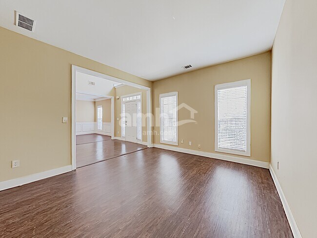 Photo - 6502 Blessing Rd SE