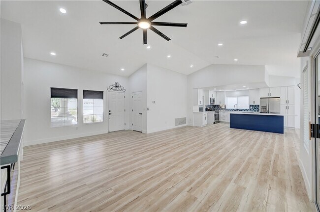 Photo - 10000 Woodhouse Dr