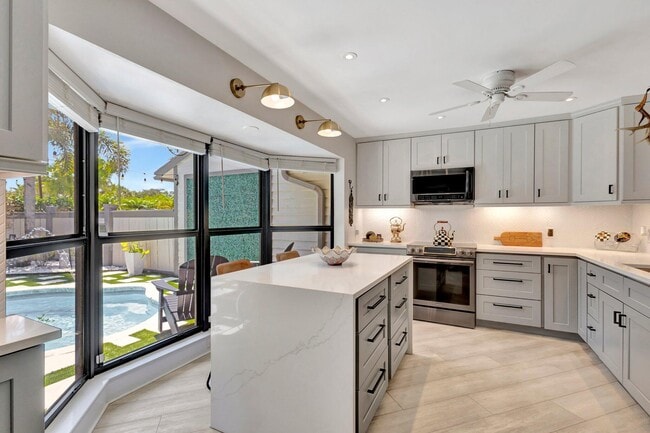 Photo - 13400 Bedford Mews Ct
