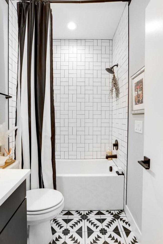 Photo - 4925 W 10th Ave Unit 4925 W 10th Avenue #103- JR