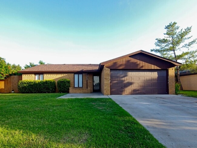 Photo - Honey I'm Home, 3 bedroom 2 Bath Newly Remodeled
