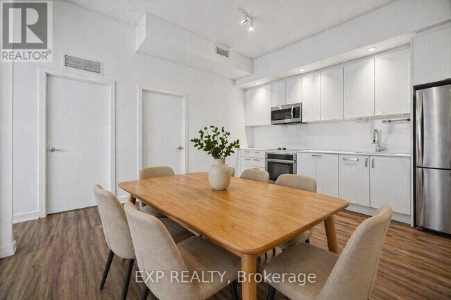 Photo - 1928 Lake Shore Blvd W Unit 3202