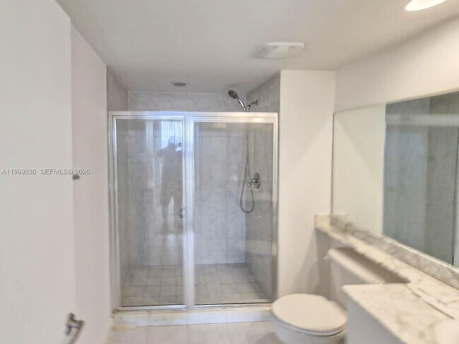 Photo - 2775 NE 187th St Unidad 513