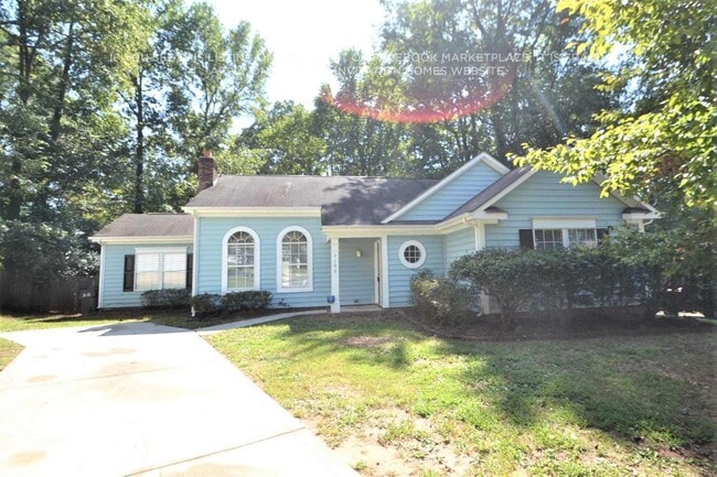 3100 Periwinkle Ct