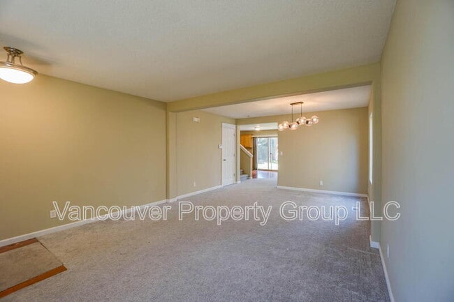 Photo - 2217 NE 94th Ct