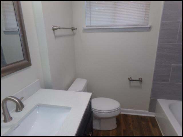 Photo - 408 Pickwick Ln