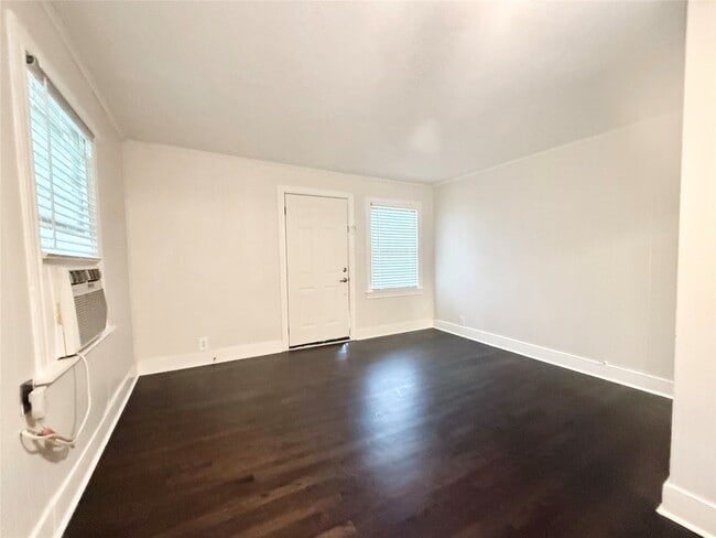 Photo - 119 Oak Dr