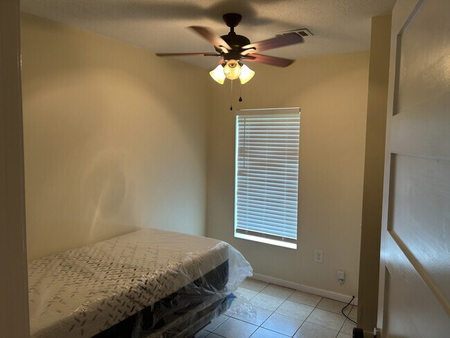 Photo - 105 Peachtree St