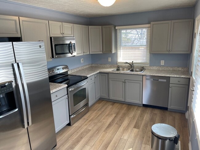 Photo - 3 Bedroom Home