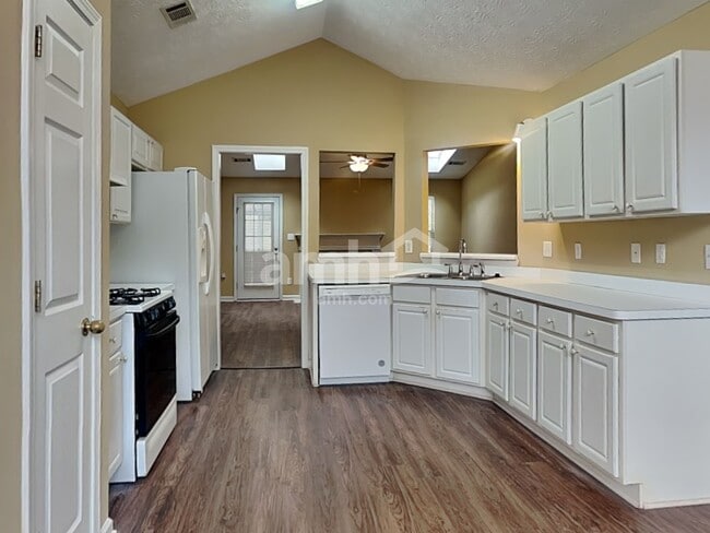 Photo - 4731 Gold Mine Dr