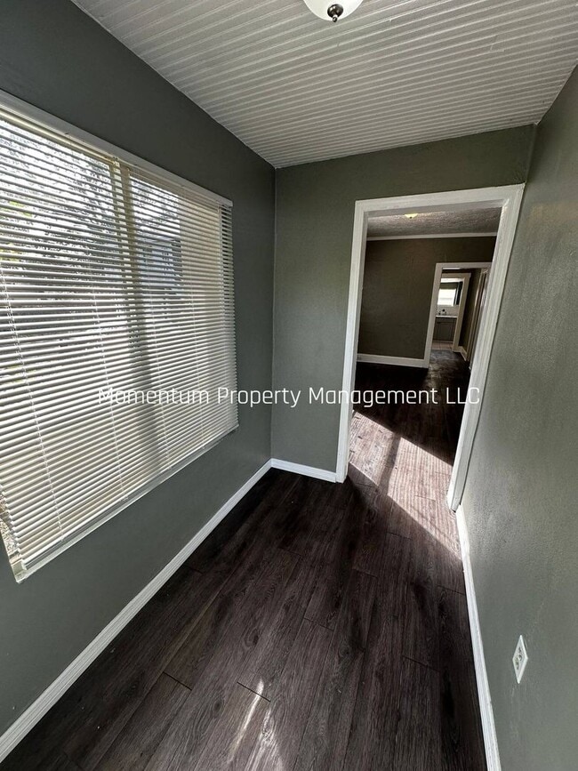 2237 Auburn St S Unit 2237 Auburn S. St. Petersburg, FL 33712