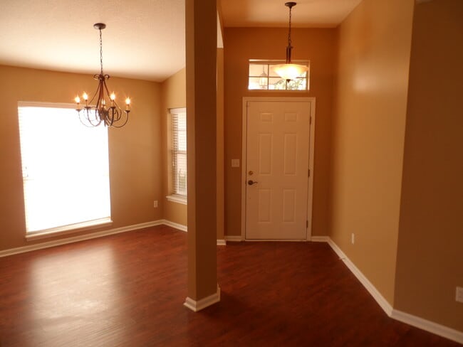 Photo - 979 Steeple Chase Ln
