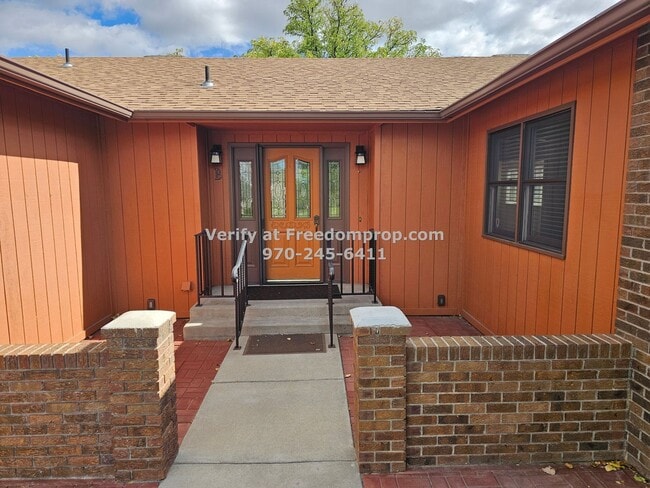 Photo - Fabulous Location Near Horizon & Dr St Mar...