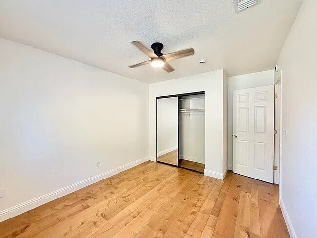 Photo - 3109 Panama Ave